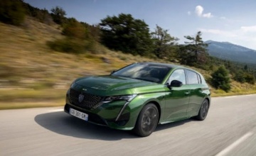 Peugeot 308 : DINOBATKAN SEBAGAI GERMAN CAR OF THE YEAR 2021