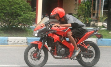 Honda CBR 150 &quot;2009, Surabaya : BINTANGNYA ERA MILENIUM BANGKIT MELURUG DI ERA MILENIAL