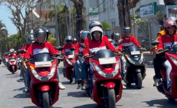 Penting, Jaga Konsentrasi  Saat Naik Motor Agar #Cari_ Aman di Jalan