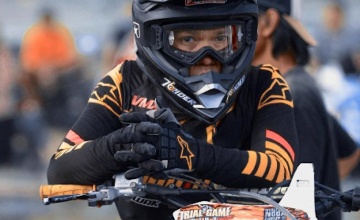 Agha &quot;Captain&quot; Riansyah - Crosser Milenial Jatim : USAI MENGGAIRAHKAN FREE STYLE, KEMBANGKAN BISNIS JAPANESE STREET FOOD