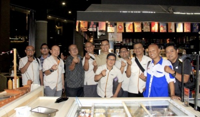 Buka Bersama Viar Triangle Motorindo - Adira Finance : IRONIS, PENJUALAN JUSTRU TUMBUH, SAAT MELALUI BADAI MONETER !