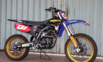 Kawasaki KLX 150 - DQ Motor, Surabaya : KOMPLITNYA FORMASI SPORT TRAIL PABRIKAN & GTX SULTAN DIPERSIAPKAN