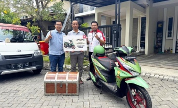 MPM Honda Jatim Mulai Distribusikan Honda BeAT One Piece x Tahilalats ke Konsumen Beruntung di Surabaya