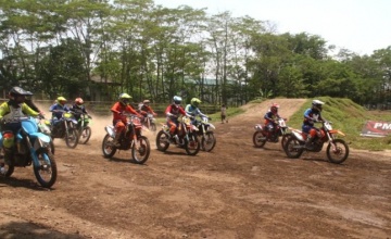 Uji Skill Motocross - Executive Jatim Motocross, Sirkuit Rizqy Motor Boss Mild, Pasuruan : SKILL TERKATROL, SAATNYA UNTUK MENGONTROL & SETIA JALANKAN PROTOKOL