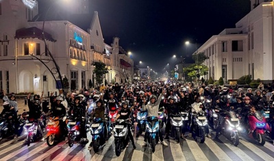 City Rolling Malam Penuh Gaya, All New Honda Vario 125 Night Ride di Surabaya