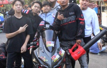 SPORT INJEKSI AUWEN LIMANTORO, SANDANG GELAR TERCEPAT DI ROOKIE DRAG COMPETITION 2025, GRESIK