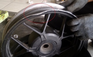 Pelek Matic Penyok, Jangan Dipukul Palu