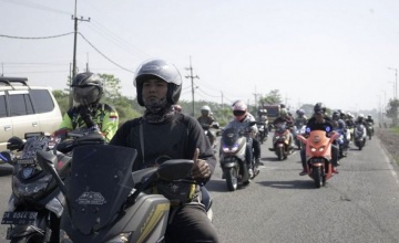 Touring Naik NMAX, Nyaman Maximal !